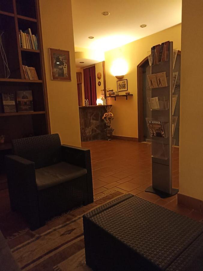 Locanda Di Eolo Vaglio di Basilicata ภายนอก รูปภาพ